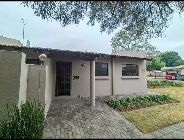3 BEDROOM HOUSE FOR SALE IN FOURWAYS